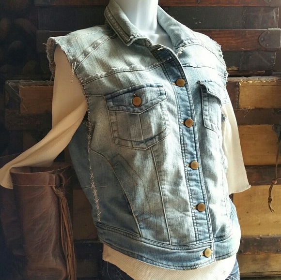 Custom Handcrafted Denim Vest - Picture 5 of 9